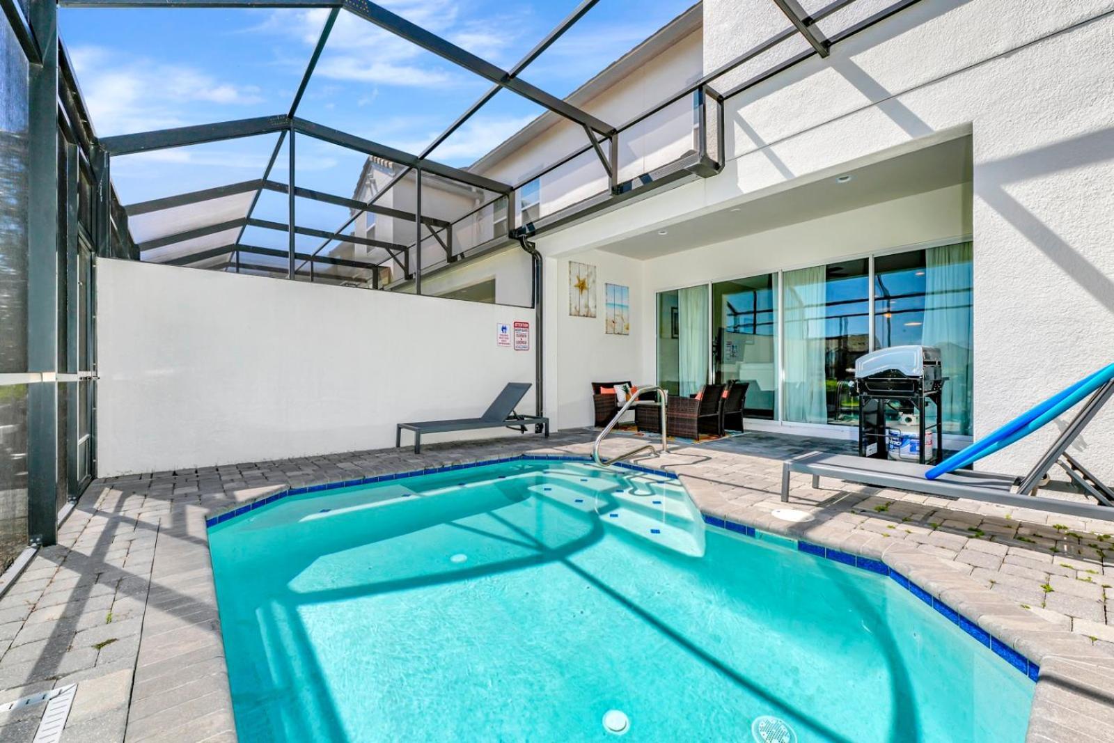 Cozy Themed Townhouse 4br Private Pool At Festival Holiday home